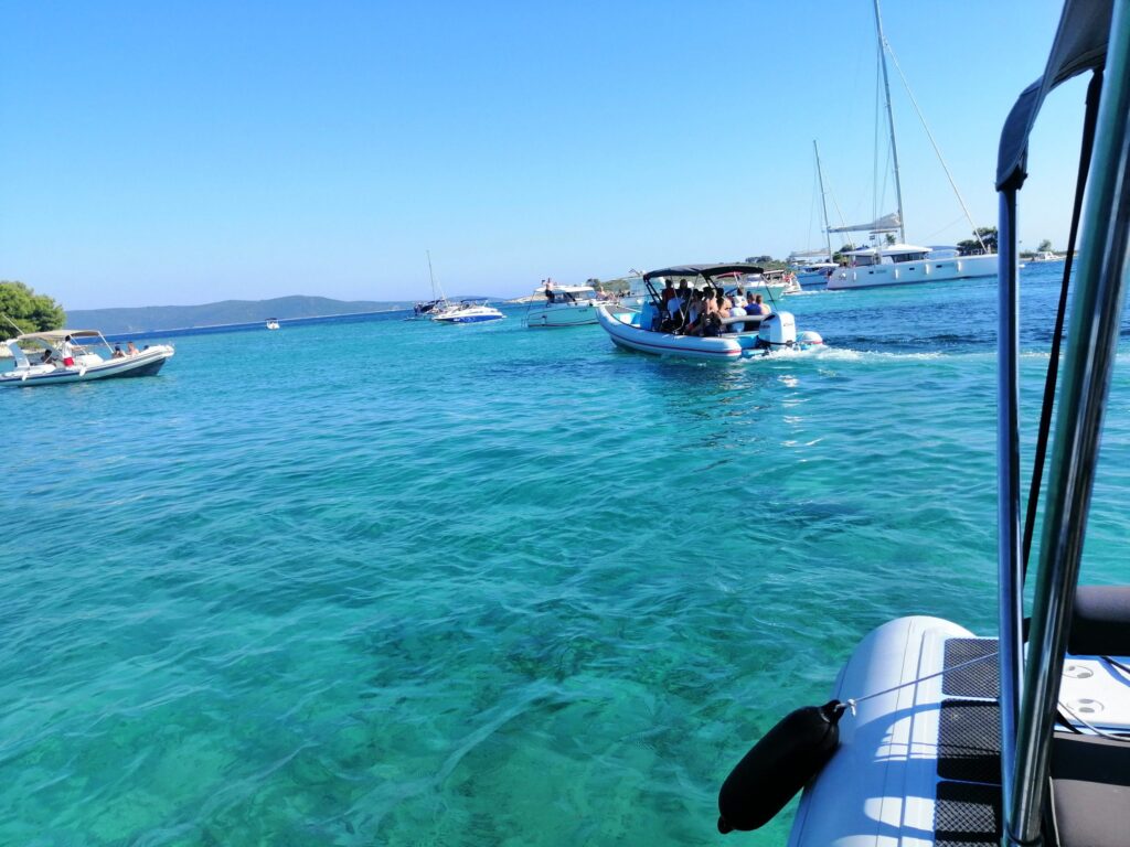 blue lagoon tour, blue lagoon, blue lagoon tour split, blue lagoon boat, boat trip, boat tour from split